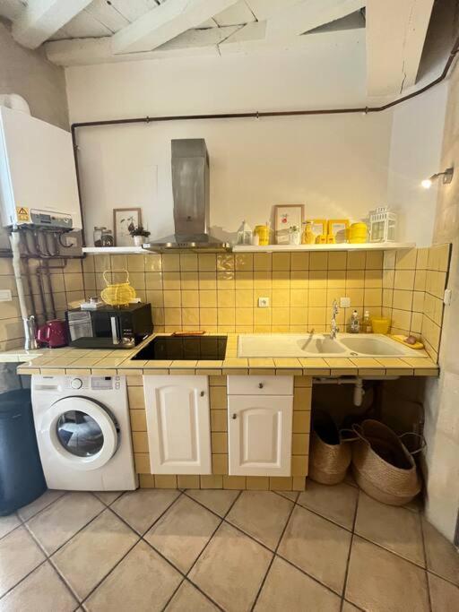 "La Maison Jaune" Arles Centre Terrasse Экстерьер фото